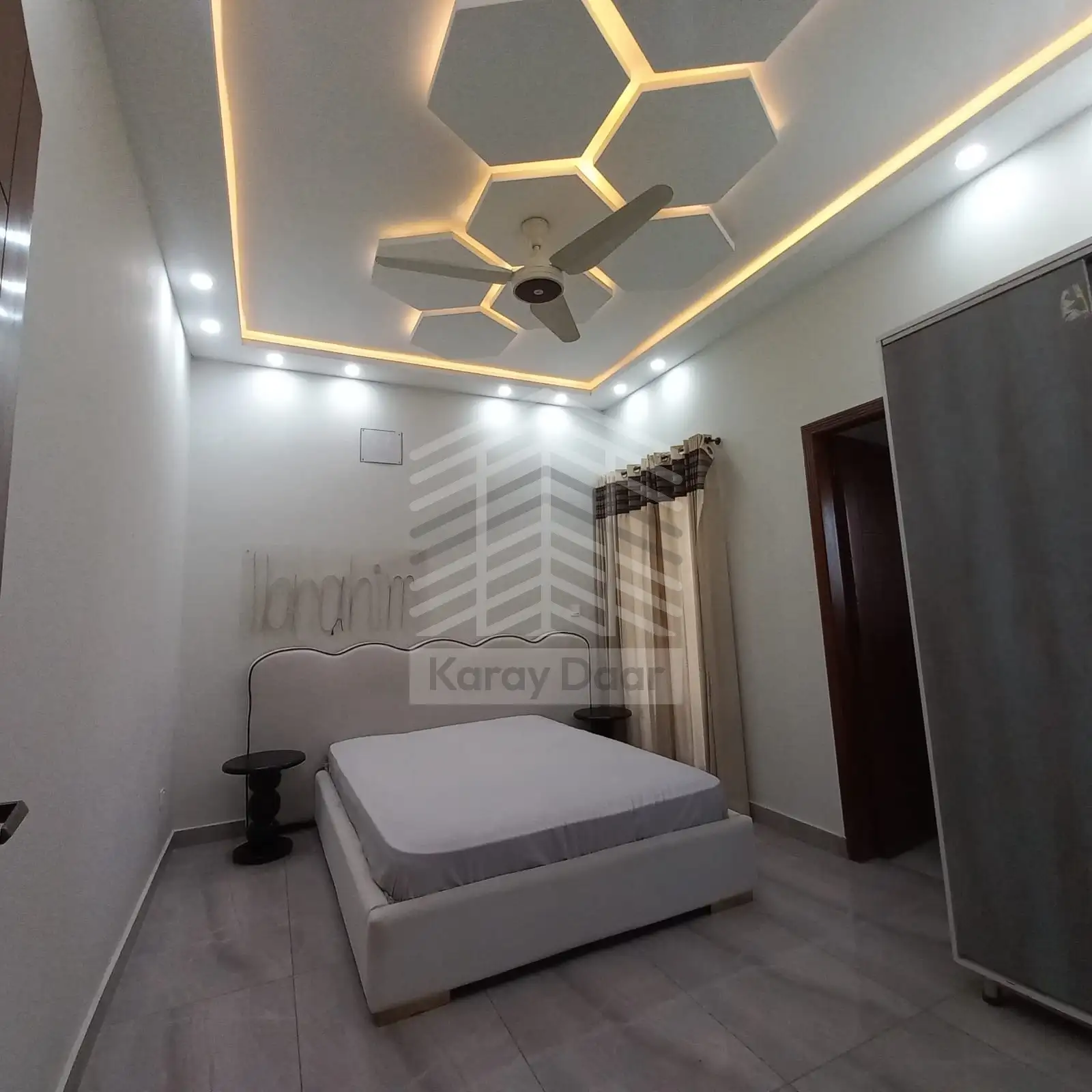 Luxury Corner 12 Marla House for Rent Fully Furnished - Photo 9