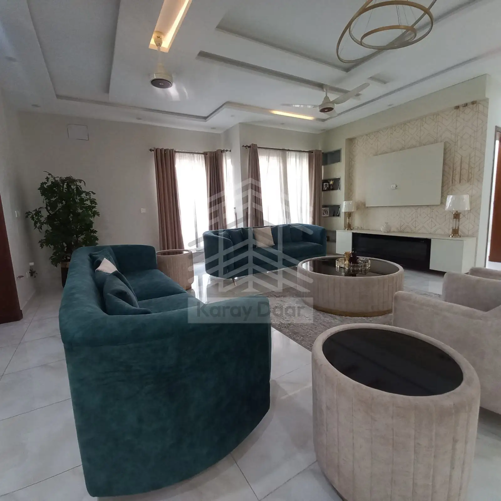 Luxury Corner 12 Marla House for Rent Fully Furnished - Photo 3